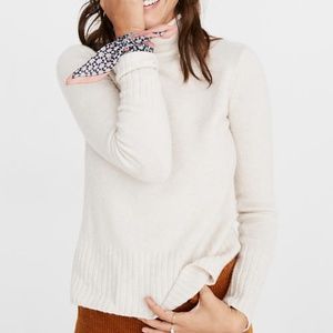 Madewell Inland Turtleneck Sweater in Coziest Yarn